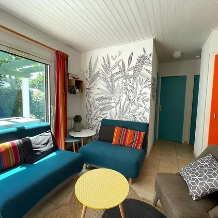 Casa de Férias Maison Coloree, Proche Foret, Pistes Cyclables, 3 Km Du Centre, A 65 Km De Nantes, Parking Prive - Fr-1-323-518